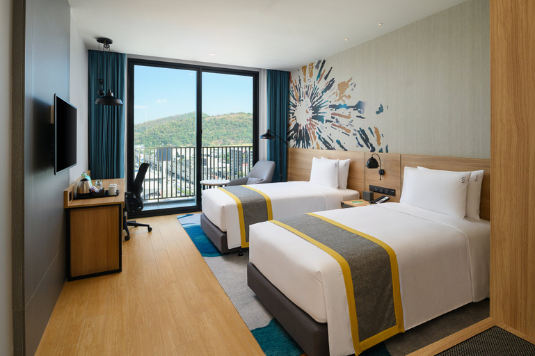 Bedroom 5, Holiday Inn & Suites SIRACHA LAEMCHABANG by IHG, Si Racha