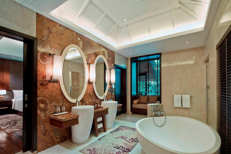 Bathroom 5, Mulu Marriott Resort, Marudi
