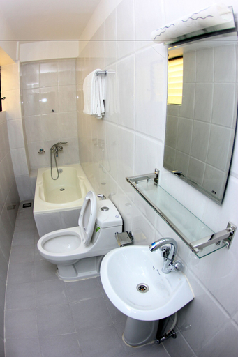 Bathroom 4, Kathmandu Mantra Home, Bagmati