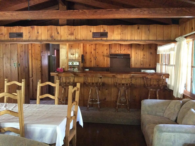 Food & Drinks, Kern Riverfront Lodge, Kern