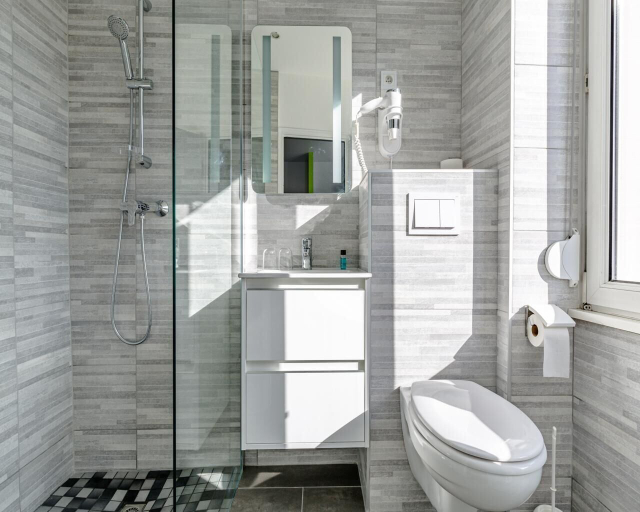 Bathroom 4, Hôtel Esplanade, Bas-Rhin