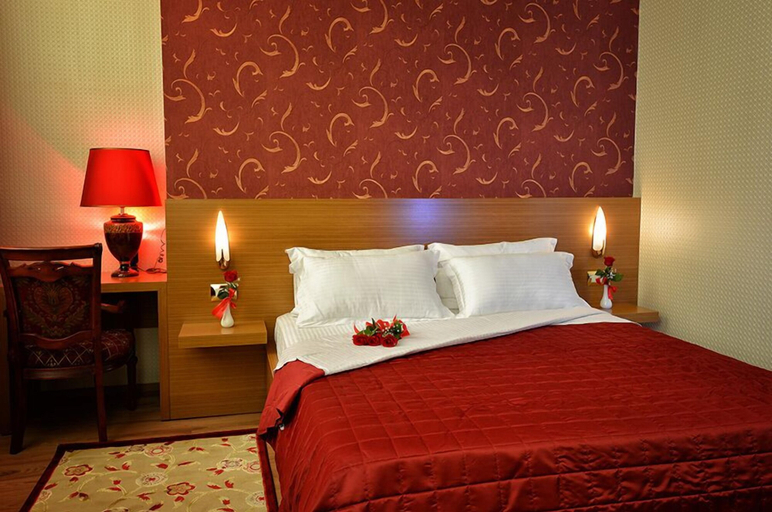 Bedroom 3, Hotel Austria, Tiranës