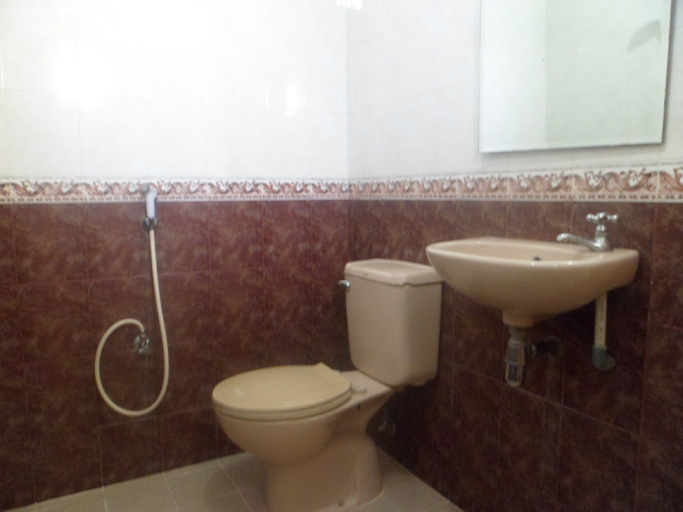 Bathroom 3, Villa Private Puncak, Cianjur