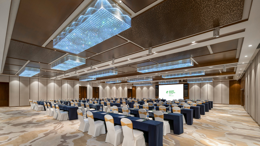 Business Facilities
