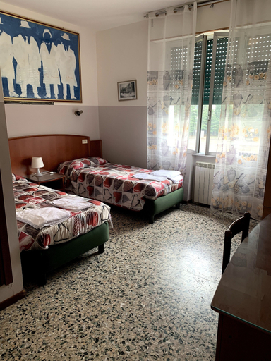 Bedroom 5, Hotel Belvedere, Modena