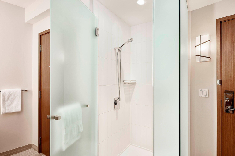 Bathroom 5, Civic Hotel Autograph Collection, Greater Vancouver