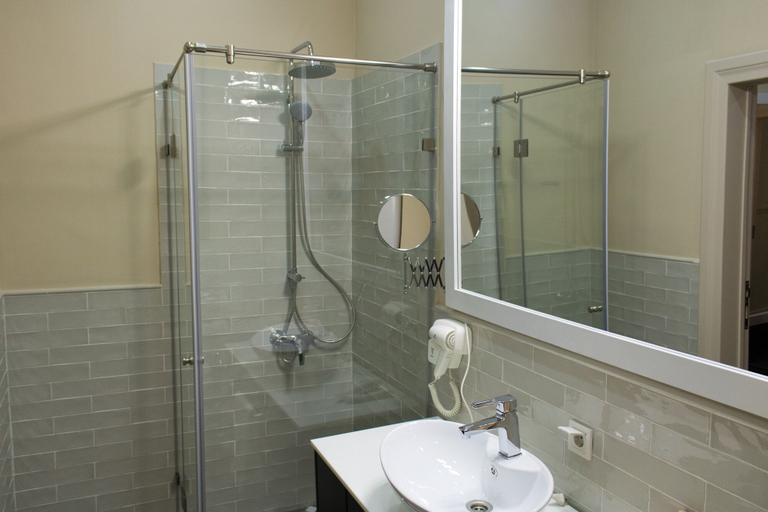 Bathroom 4, Madison Hotel, Bishkek
