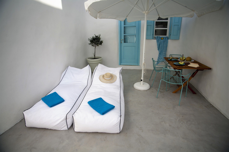 Bedroom 5, Mykonos Moussa Suites, South Aegean