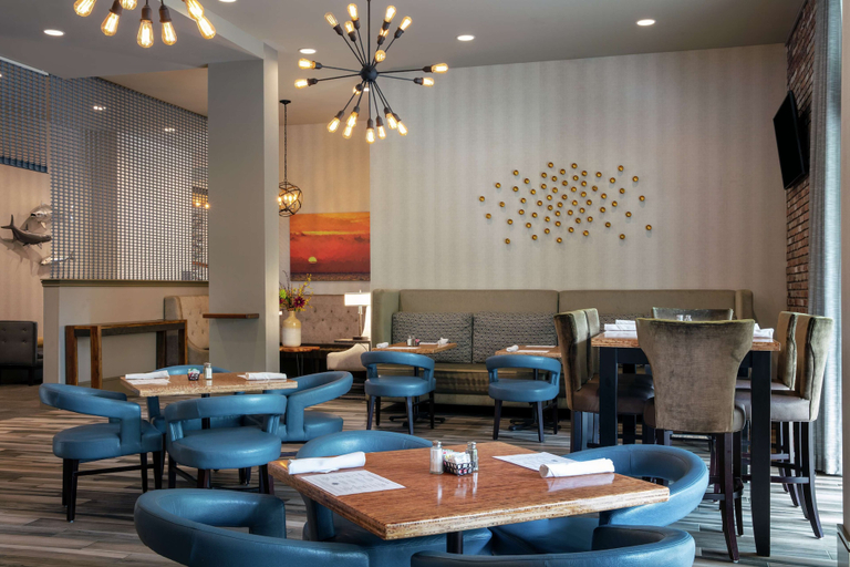 Food & Drinks 5, Hilton Garden Inn Mobile Downtown, Mobile