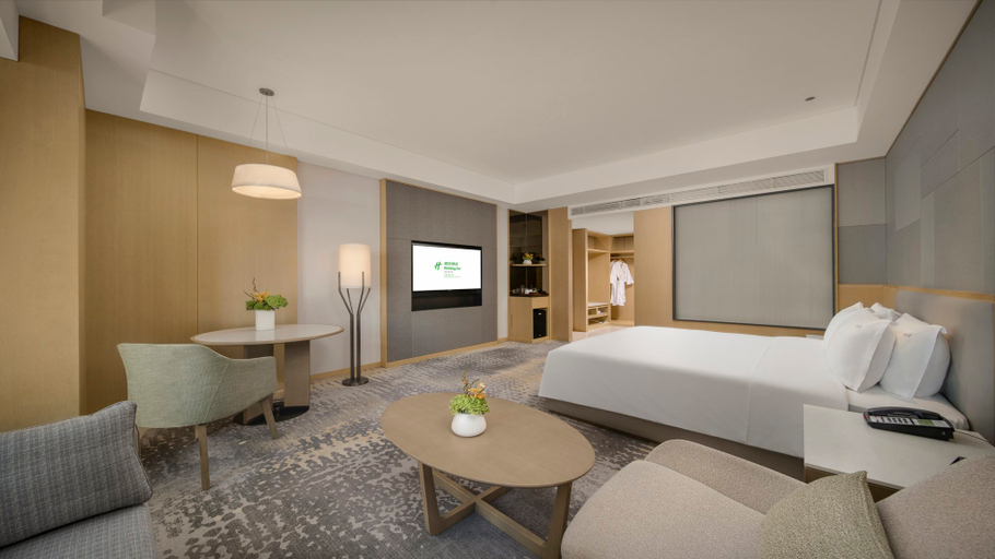 Bedroom 4, Holiday Inn QINHUANGDAO HAIGANG by IHG, Qinhuangdao