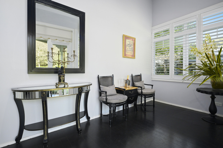 Dining Room 24