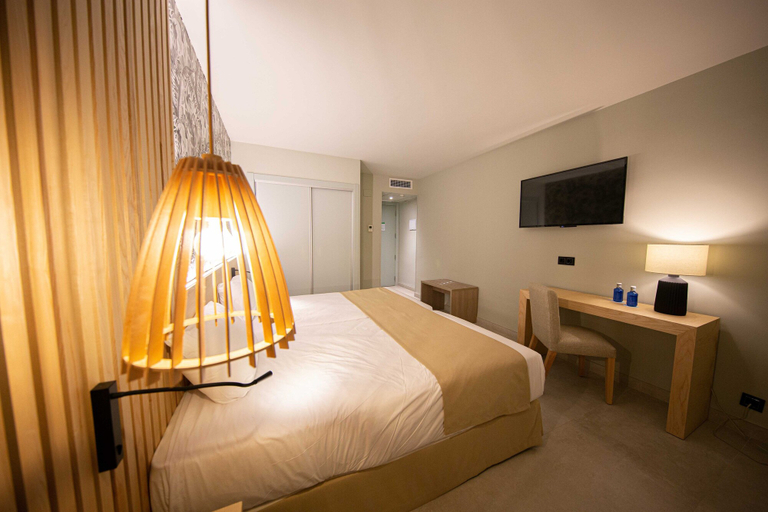Bedroom 3, Hotel Noy, Granada