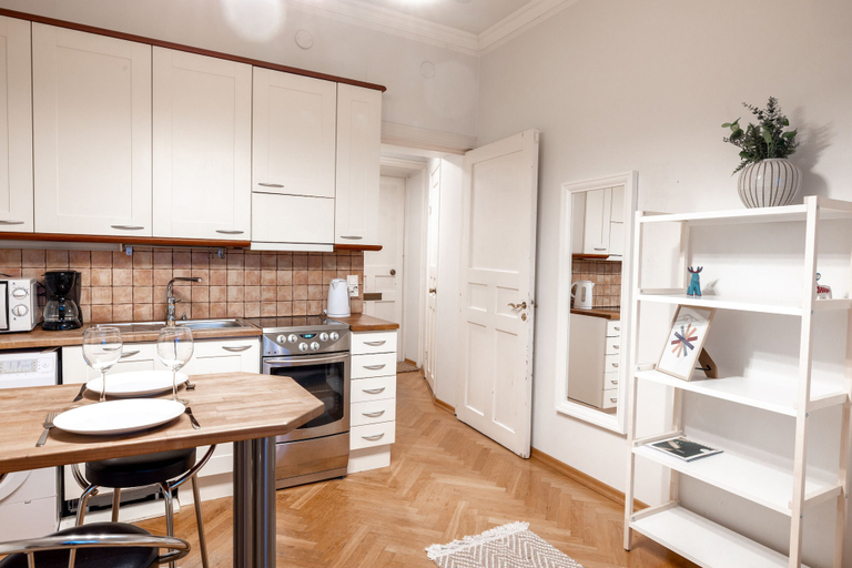 Private kitchen 3, 2ndhomes Cozy & Compact Top Floor Studio, Uusimaa