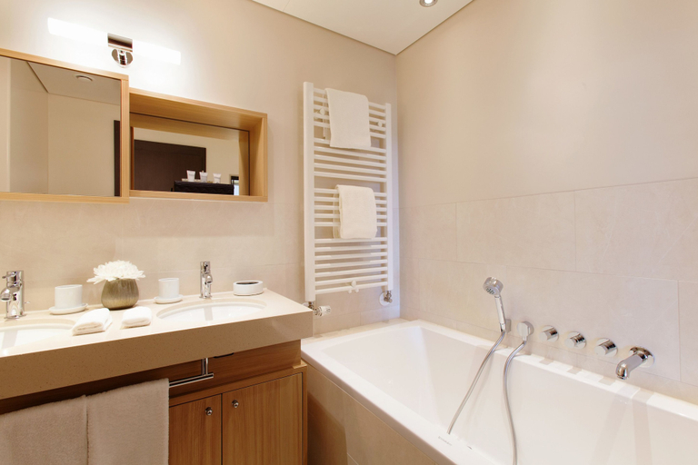 Bathroom 4, A-ROSA Sylt, Nordfriesland