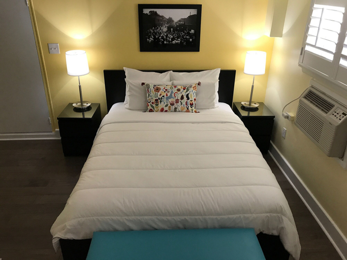 Bedroom 3, The Sherman Inn, Ripley