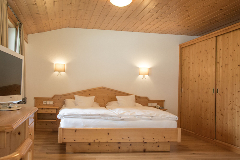 Bedroom 4, Hotel Nova, Bludenz