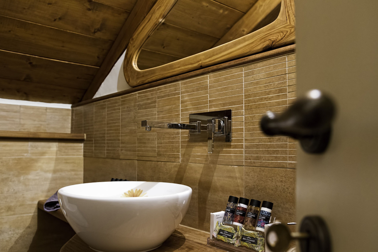Bathroom 3, Dionysos Luxury Villa, Thessaly