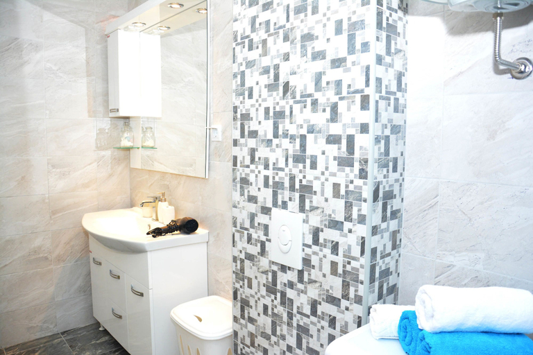 Bathroom 3, Wukovic apartments