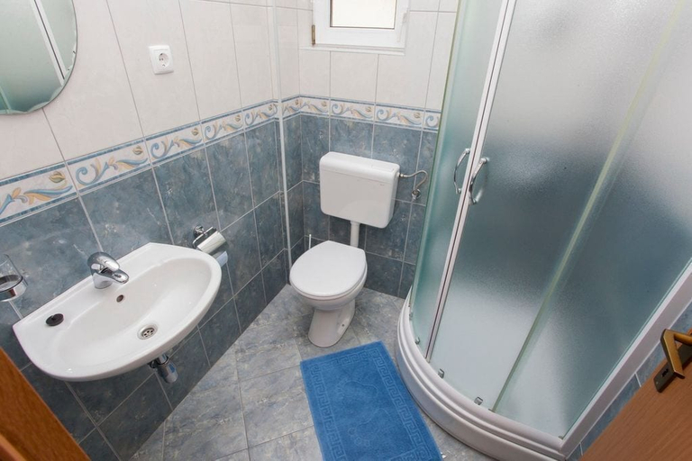 Bathroom 3, Apartment Almera N8, Makarska