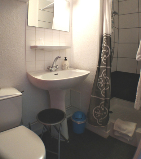 Bathroom 5, Le Vent des Globes, Vendée