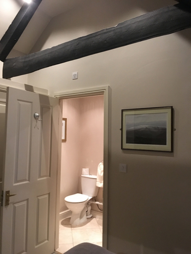 Bathroom 3, The Tanners Arms, Powys
