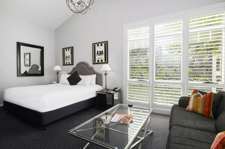Bedroom 27