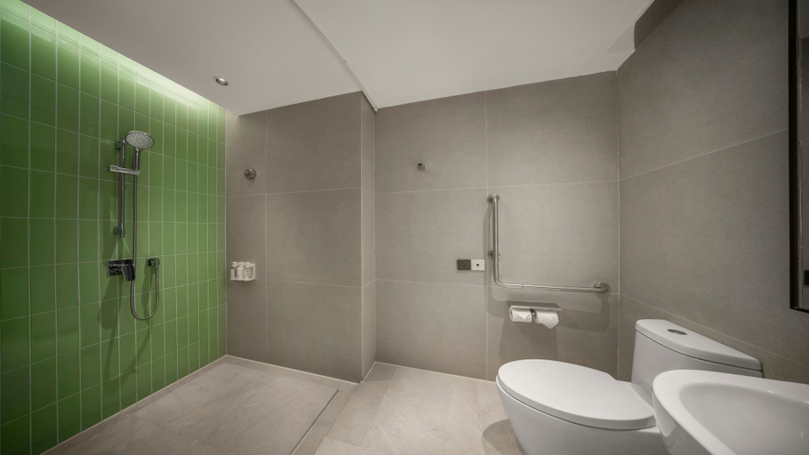 Bathroom 3, Holiday Inn QINHUANGDAO HAIGANG by IHG, Qinhuangdao
