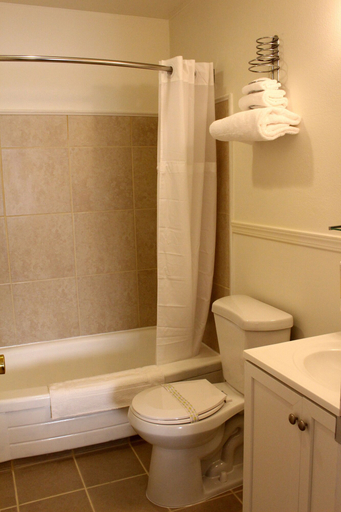 Bathroom 4, Sovana Inn, Jackson
