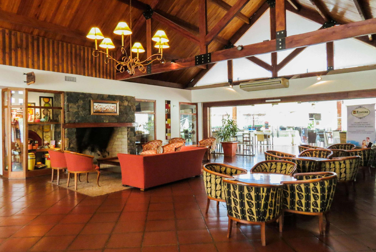 Public Area, HOWARD JOHNSON INN VILLA GENERAL BELGRANO, Calamuchita