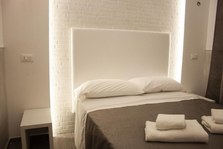 Bedroom 3, Rubino Guest House, Rome