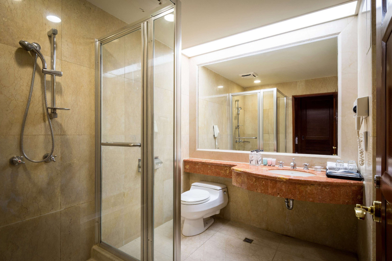 Bathroom 5, Grand View Hotel, Changhua