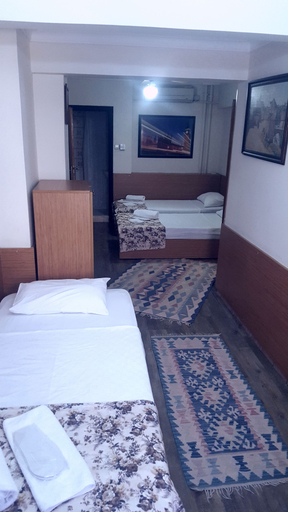 Bedroom 4, Kadikoy Otel, Kadıköy