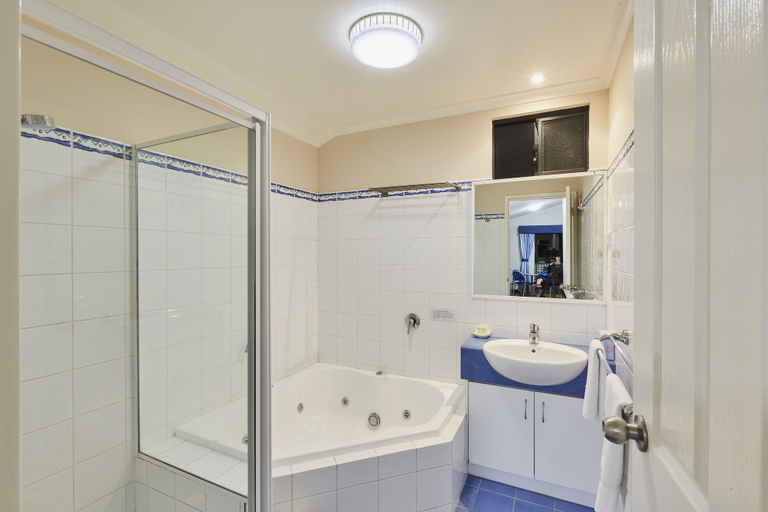 Bathroom 5, Discovery Parks - West Busselton, Busselton