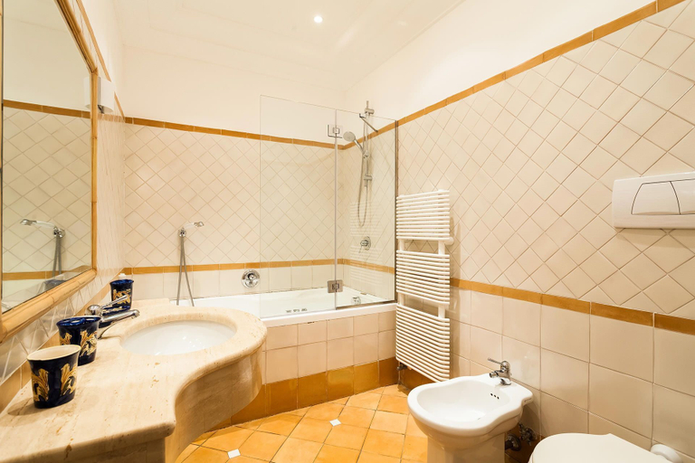 Bathroom 4, Casa Dorothea 3, Salerno