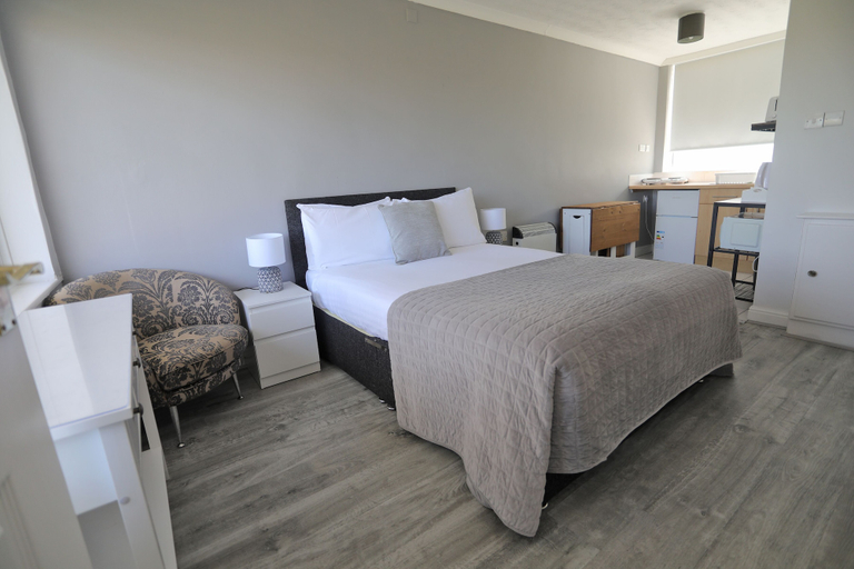 Bedroom 2, Beaches Chalets, Denbighshire