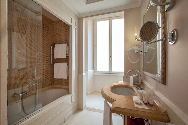Bathroom 5, Rose Garden Palace by OMNIA hotels, Roma