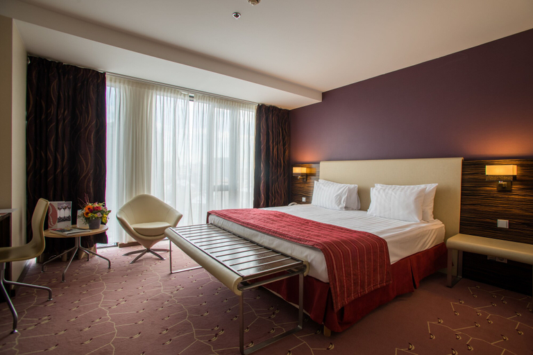 Bedroom 2, Ramada by Wyndham Sibiu, Sibiu