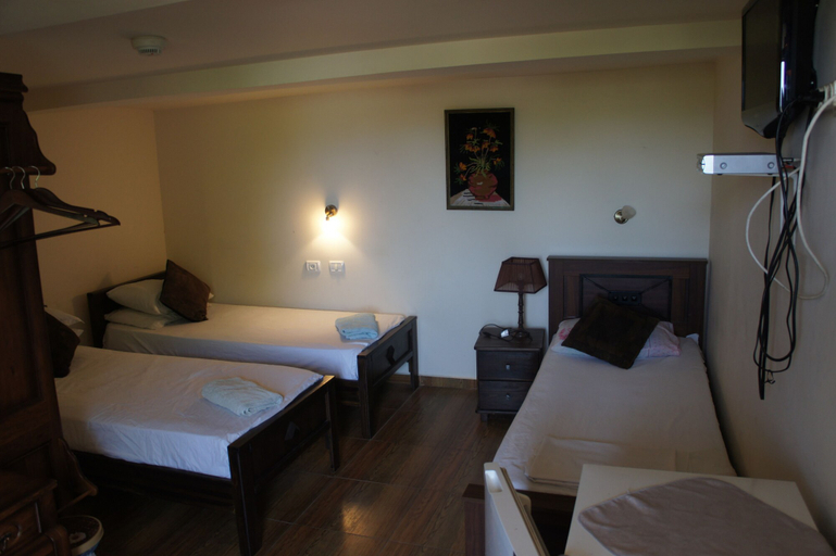 Bedroom 4, Akko Gate Hostel