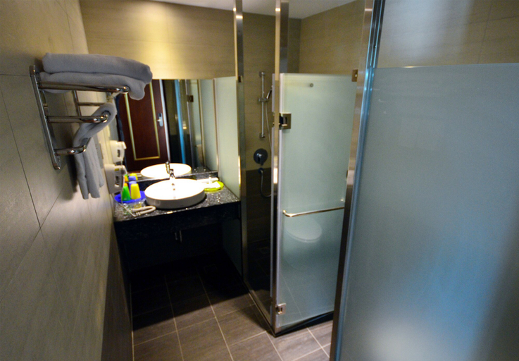 Bathroom 4, Howard Kenting Wonder House, Pingtung