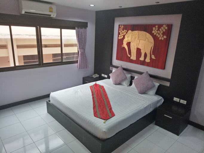 Bedroom 4, Zip Lounge & Apartments, Pattaya