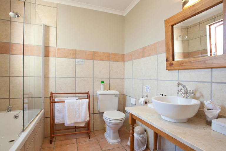 Bathroom 5, Dunstone Country House, Cape Winelands