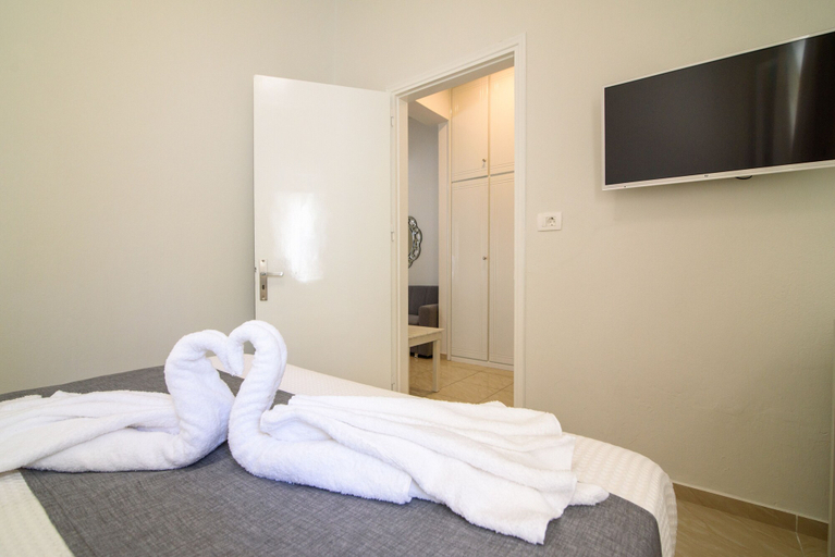 Bedroom 2, De_naxia Suites, South Aegean