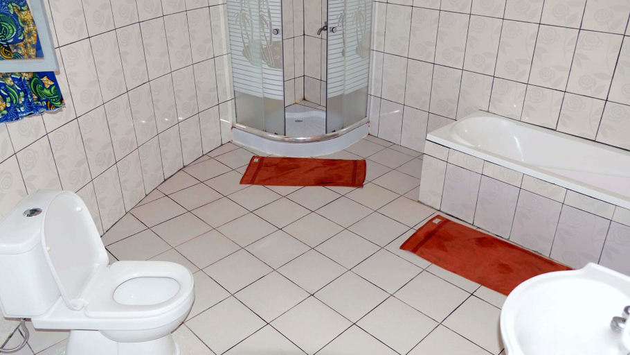 Bathroom, Le Bambou Gorilla Lodge, Musanze