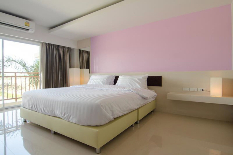 Bedroom 2, The Lake Hotel, Muang Khon Kaen