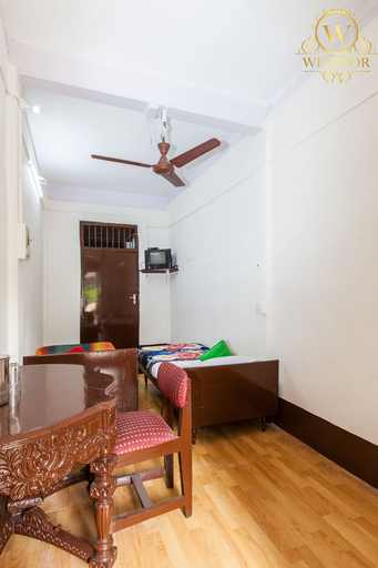 Others 4, Hotel Windsor, Mumbai City