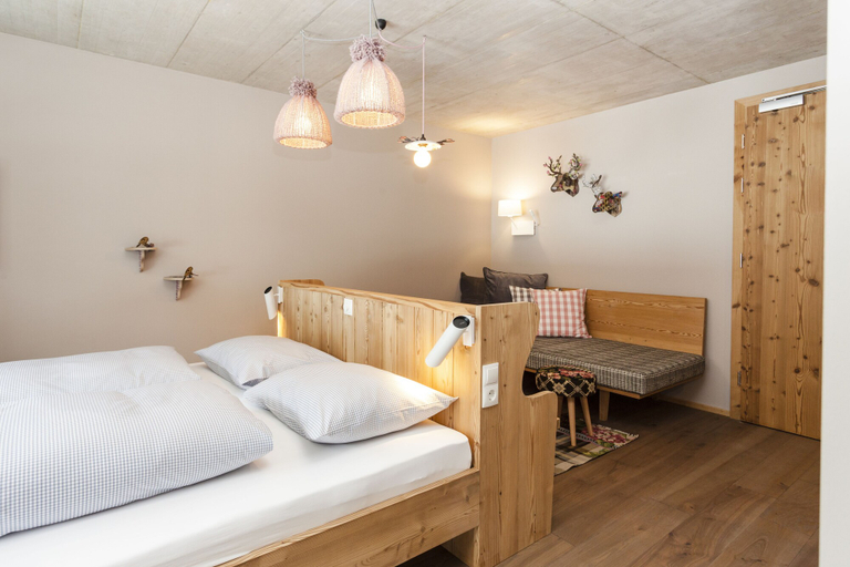 Bedroom 4, Langtauferer Hof, Bolzano