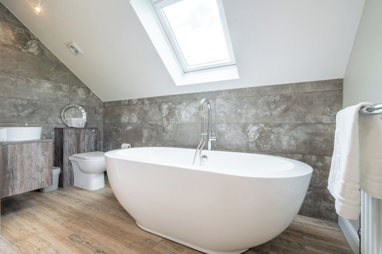 Bathroom 4, Valley View Lodge Sleeps 8 With Hot Tub, Lancashire