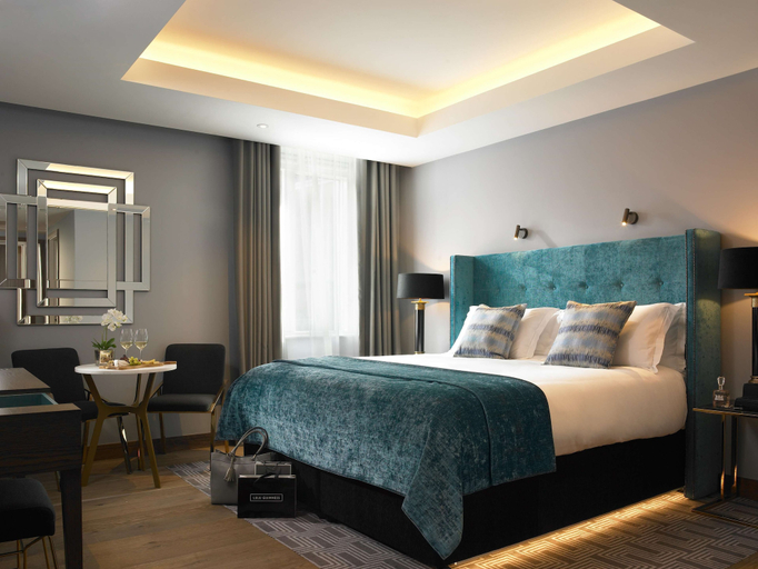 Bedroom 3, Dylan Hotel, Dublin