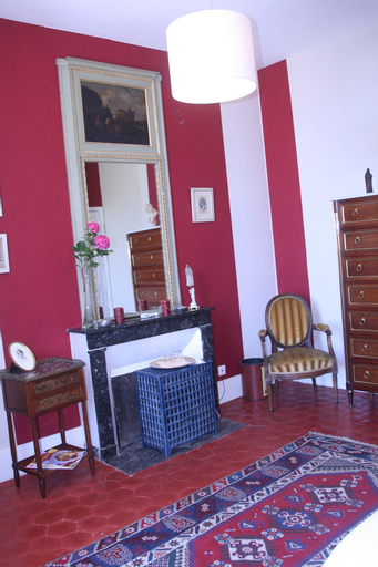 Bedroom 4, Manoir de Curty, Nièvre