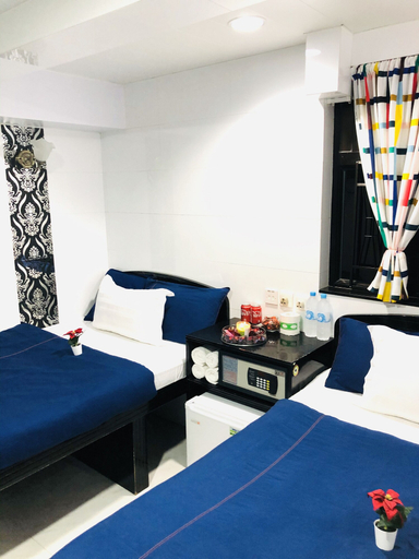 Others 5, Ashoka Hostel, Kowloon